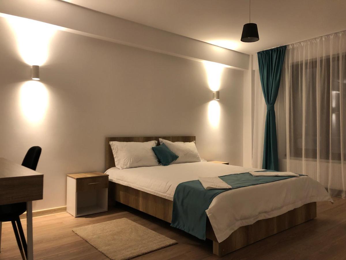 Casa Bid Apartment Pitesti Ngoại thất bức ảnh