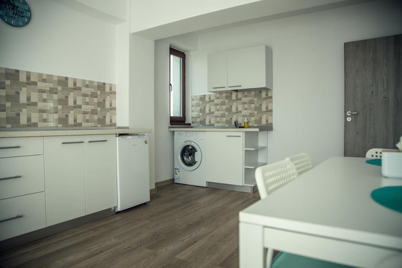 Casa Bid Apartment Pitesti Ngoại thất bức ảnh