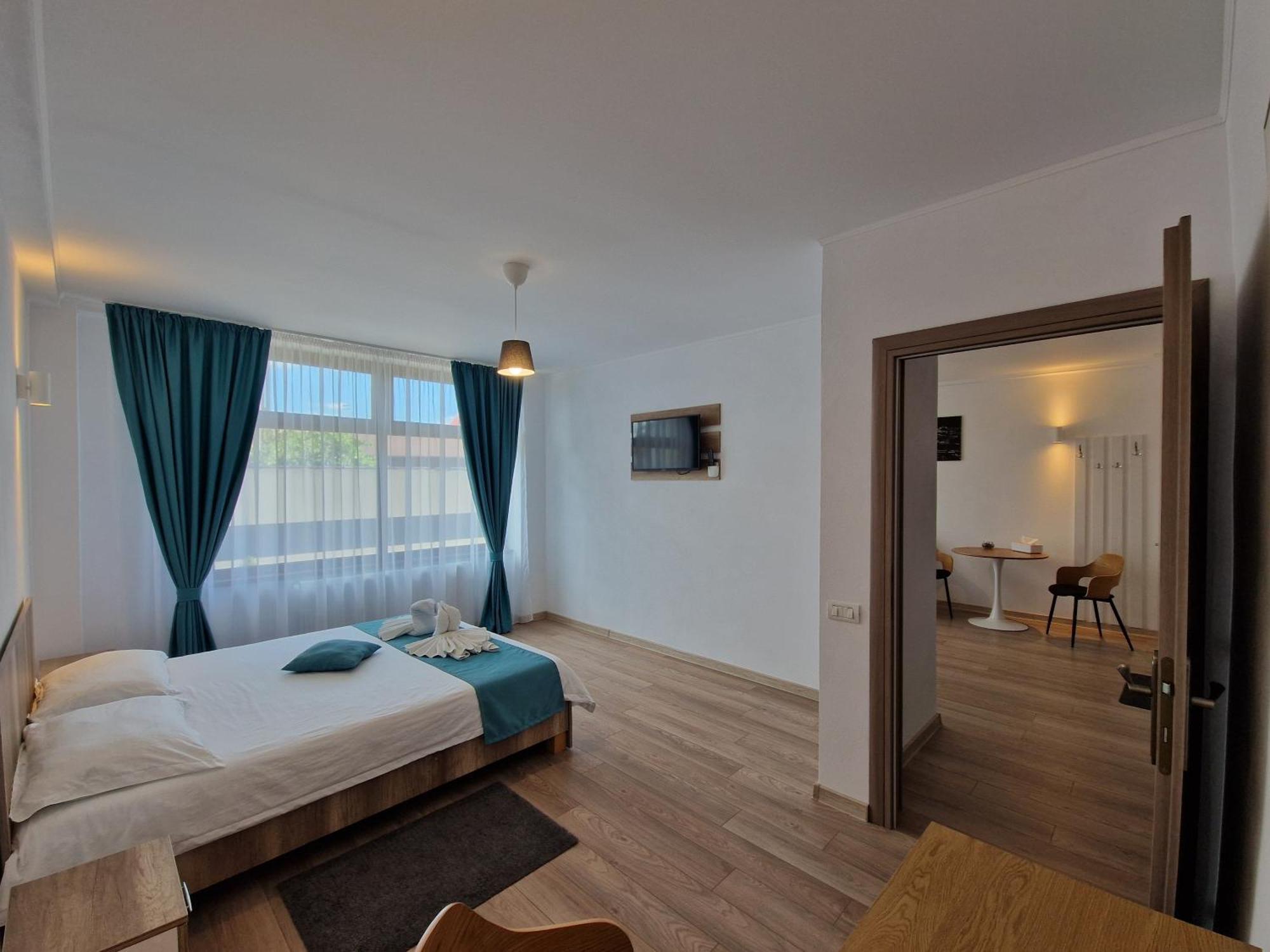 Casa Bid Apartment Pitesti Ngoại thất bức ảnh